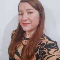   Mujer de 41 años Escobar