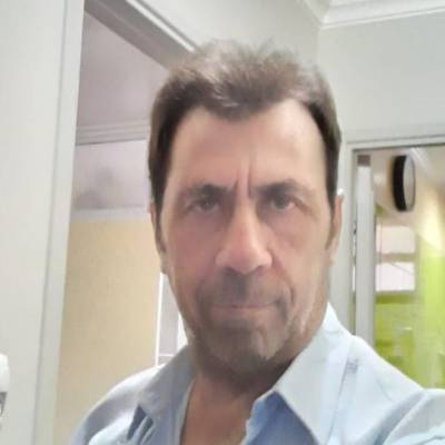  Hombre de 66 años Villa Luro