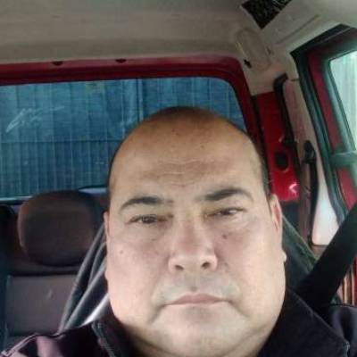  Hombre de 53 años Ezeiza