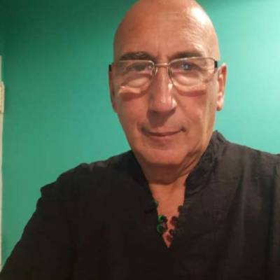  Hombre de 74 años Colegiales