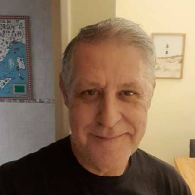  Hombre de 62 años Colegiales