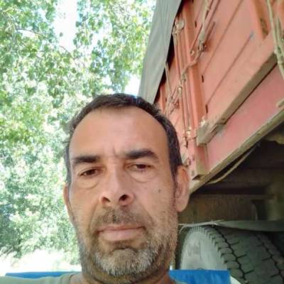  Hombre de 49 años Santa Rosa