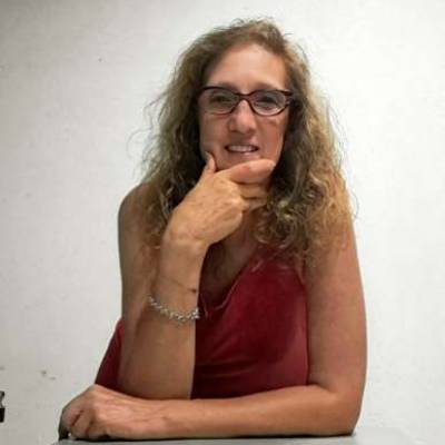  Mujer de 65 años Villa del Parque