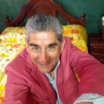  Hombre de 61 años Salta