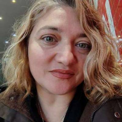  Mujer de 46 años Morón