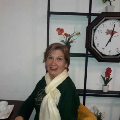  Mujer de +74 años Boedo