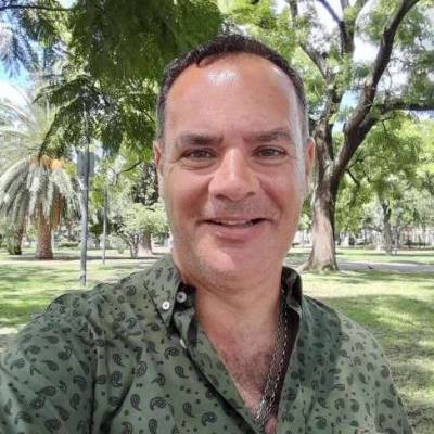  Hombre de 53 años Balvanera