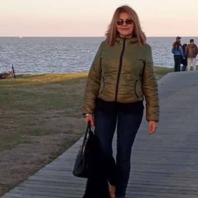  Mujer de 60 años Morón