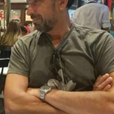  Hombre de 63 años Pilar