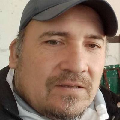  Hombre de 51 años Santa Fe