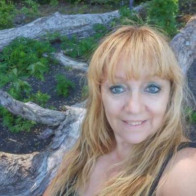  Mujer de 61 años Villa Urquiza