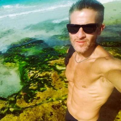  Hombre de 51 años Colon
