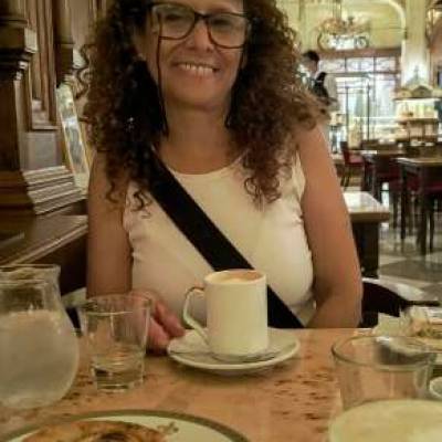  Mujer de 57 años Hurlingham