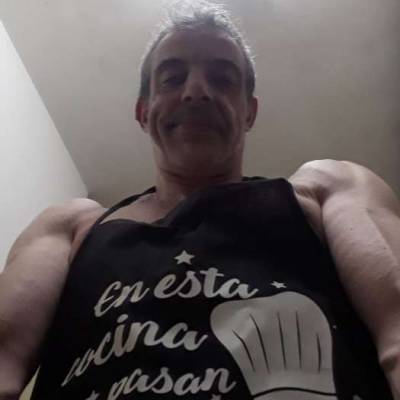  Hombre de 57 años Saavedra