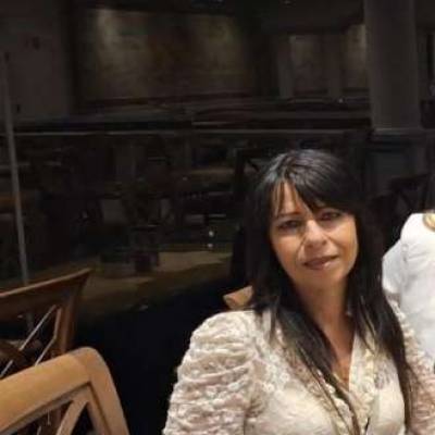  Mujer de 66 años Montevideo