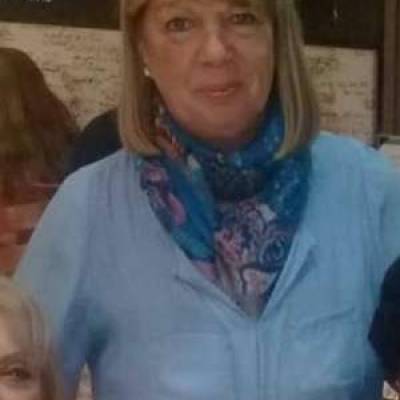  Mujer de 72 años La Boca 
