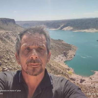  Hombre de 52 años Godoy cruz