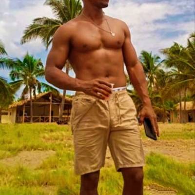  Hombre de 30 años Cuba