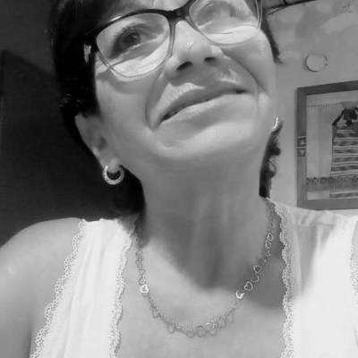  Mujer de 59 años Santa Fe