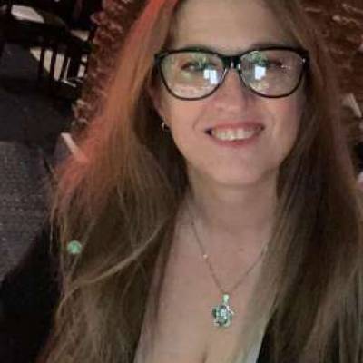  Mujer de 48 años Olivos