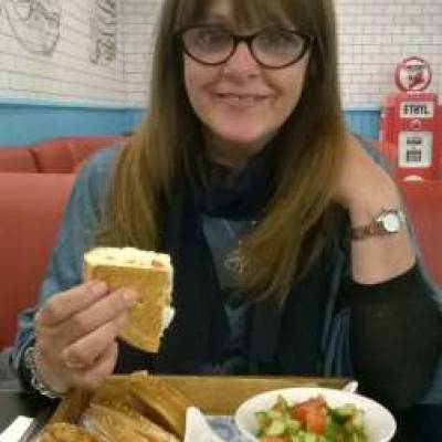  Mujer de 69 años San Telmo