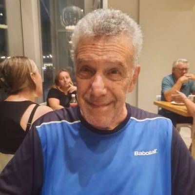  Hombre de 72 años Villa Ortuzar