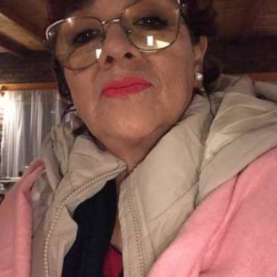  Mujer de 60 años San Antoño Oeste