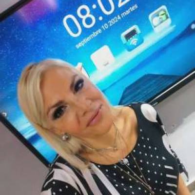  Mujer de 53 años Agronomia 