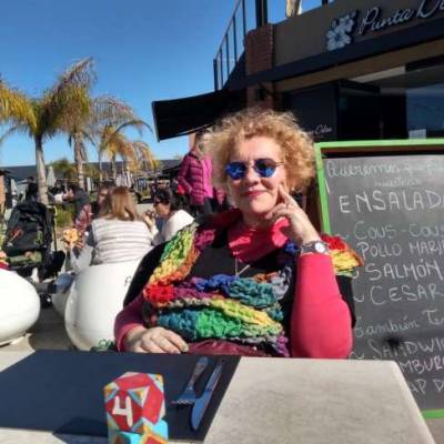  Mujer de 61 años Campana