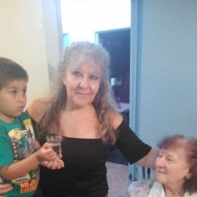  Mujer de 69 años Parque Avellaneda