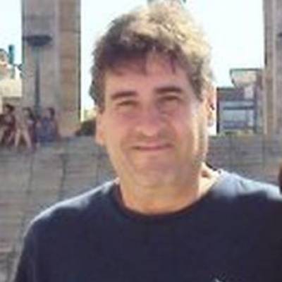  Hombre de 59 años San Telmo