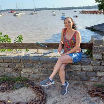  Mujer de 51 años Mataderos