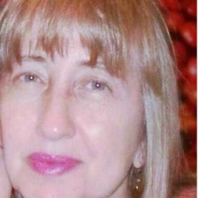  Mujer de 69 años Congreso
