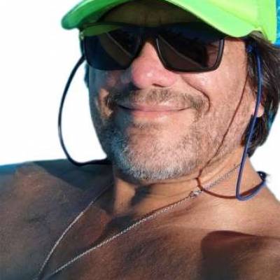  Hombre de 62 años Parque Avellaneda