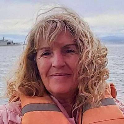  Mujer de 72 años Alte. Brown
