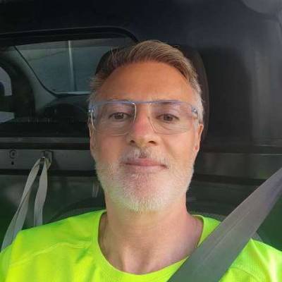  Hombre de 53 años San Justo
