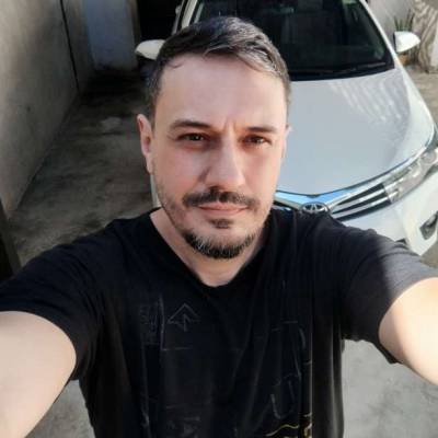  Hombre de 47 años Santa Fe