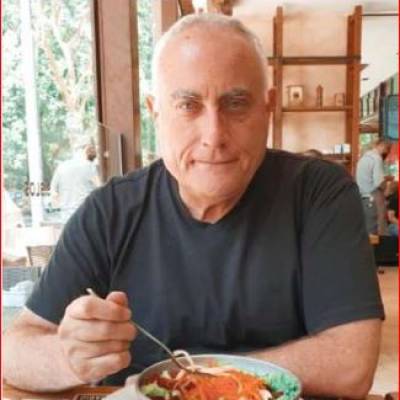  Hombre de 72 años Almagro