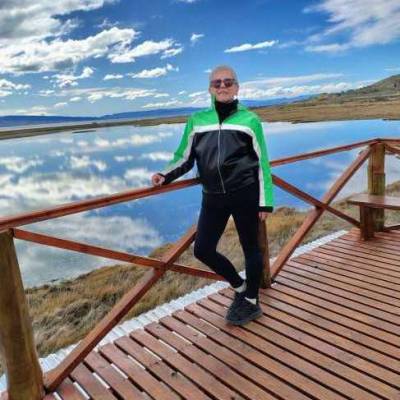  Mujer de 62 años La Boca 