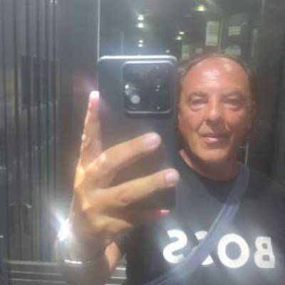  Hombre de 56 años Recoleta