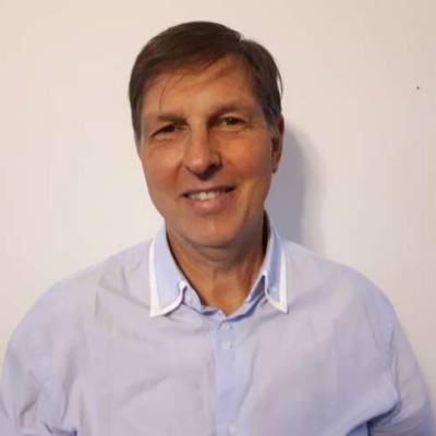  Hombre de 71 años Villa Devoto