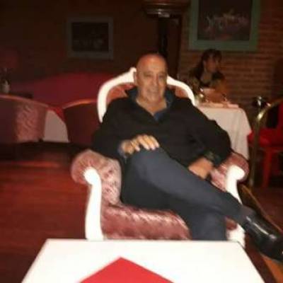  Hombre de 72 años Villa Devoto