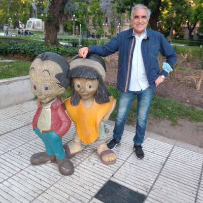  Hombre de +74 años San Telmo