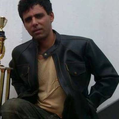  Hombre de 46 años Monserrat