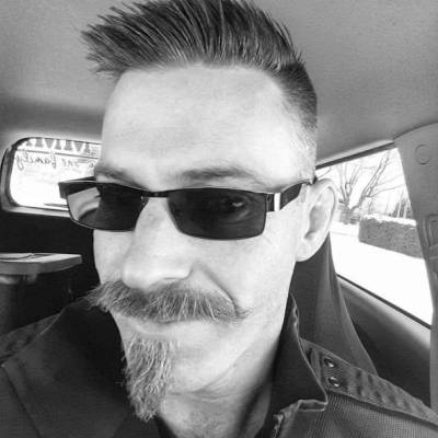  Hombre de 61 años Nueva York