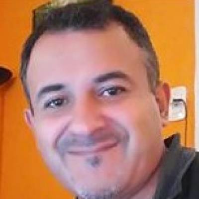  Hombre de 49 años Monserrat
