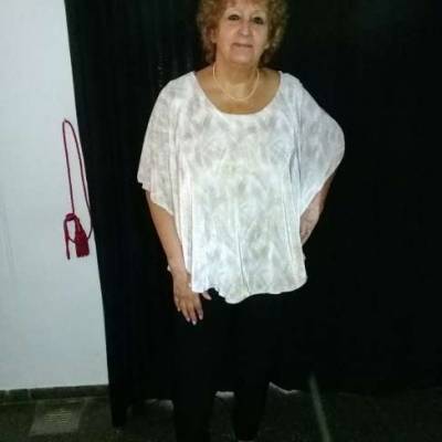  Mujer de +74 años Avellaneda