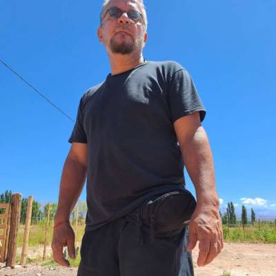  Hombre de 62 años Lobos