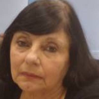  Mujer de 74 años Villa Ortuzar
