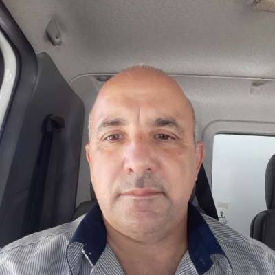  Hombre de 55 años Tres de Febrero